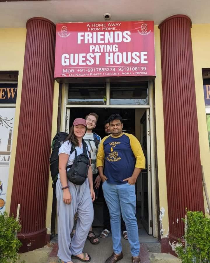 Friends Guest House & Hostel- Near Taj Mahal Agra  Exterior photo